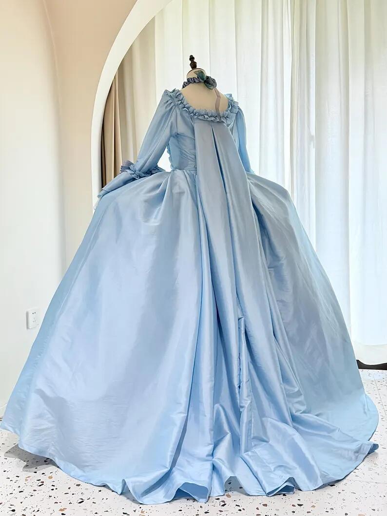 Robe bleue rococo du 18ème siè - Bathrobe avis et prix